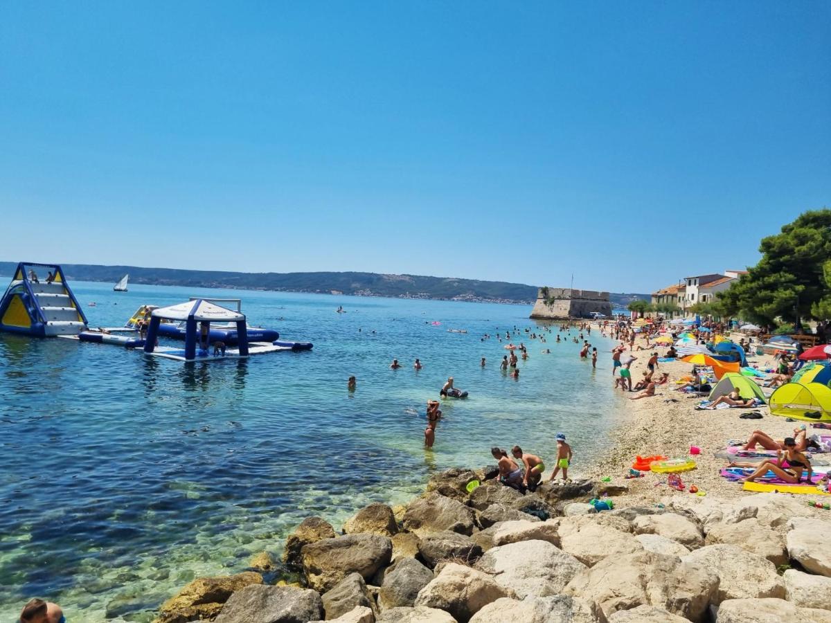 Beach House Oasis Villa Livak Kaštela المظهر الخارجي الصورة