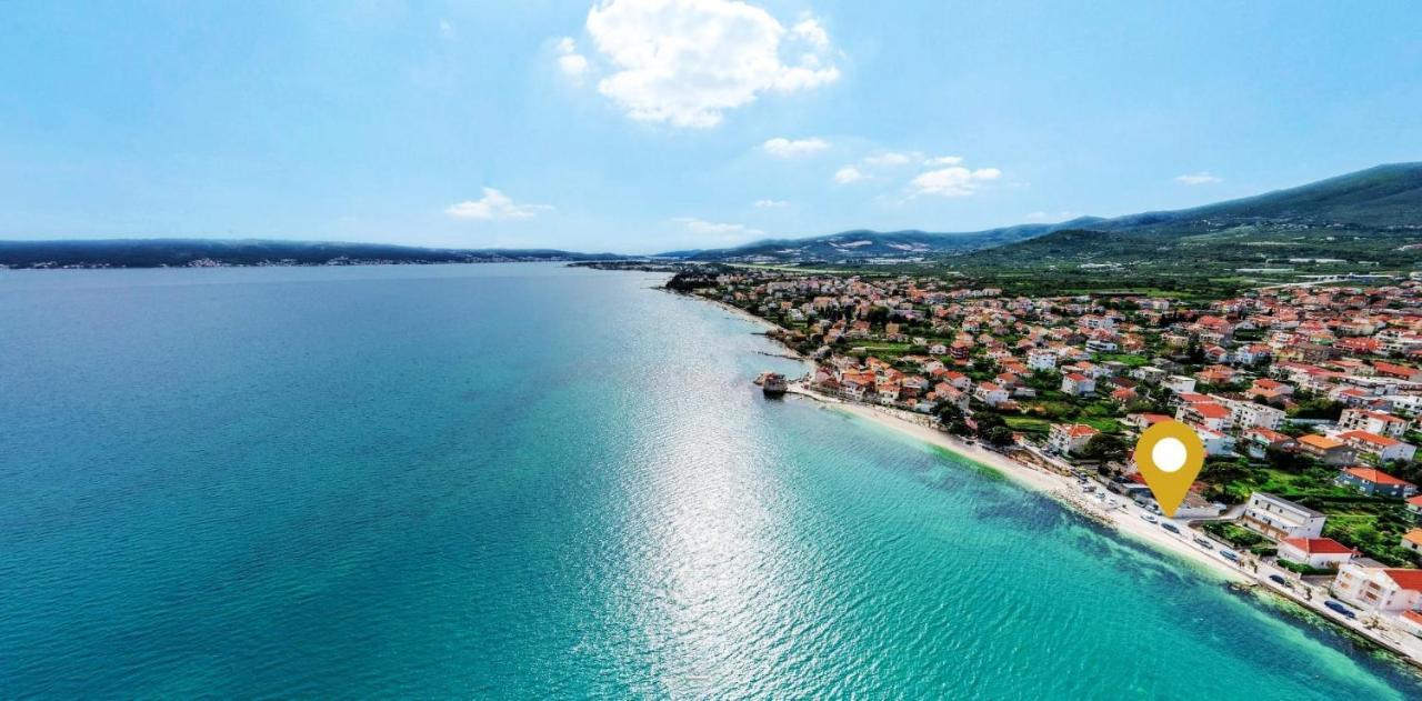 Beach House Oasis Villa Livak Kaštela المظهر الخارجي الصورة