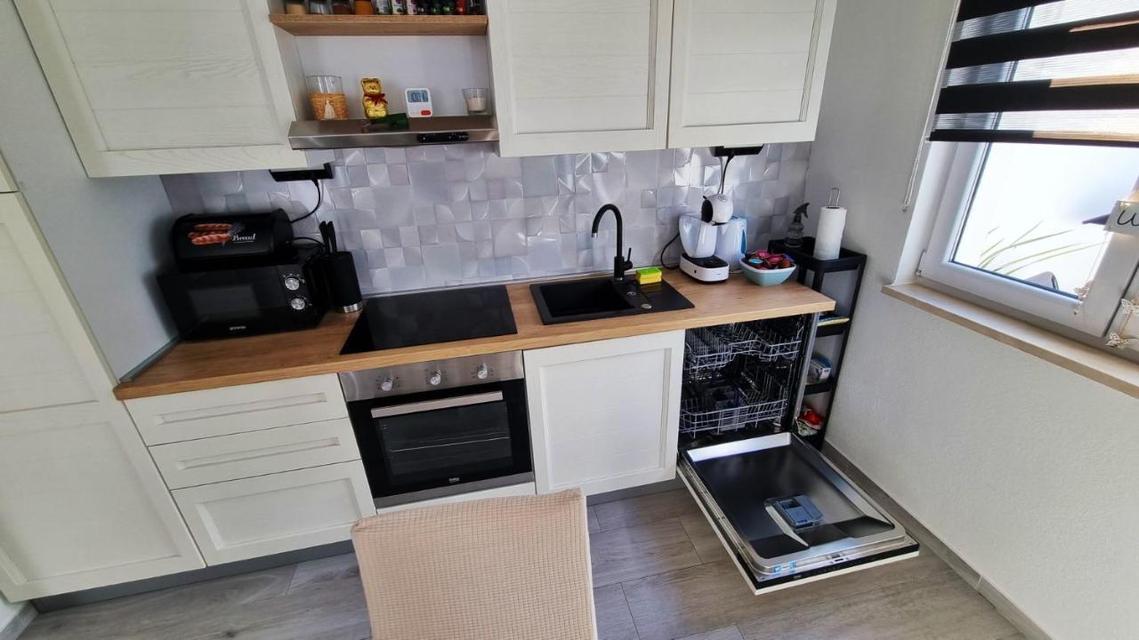 Beach House Oasis Villa Livak Kaštela المظهر الخارجي الصورة