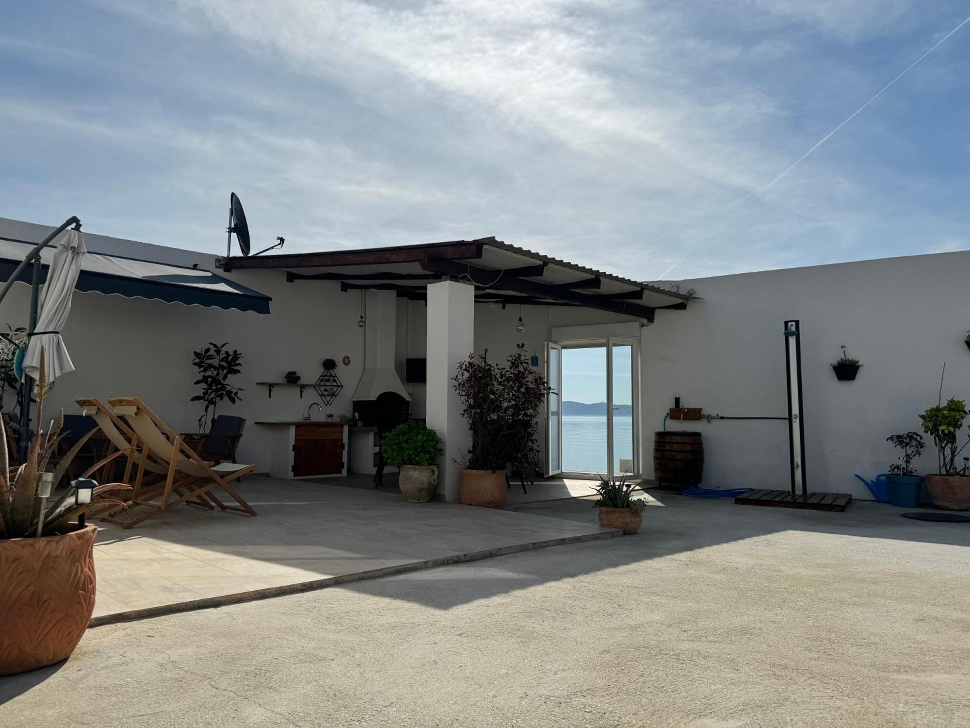 Beach House Oasis Villa Livak Kaštela المظهر الخارجي الصورة