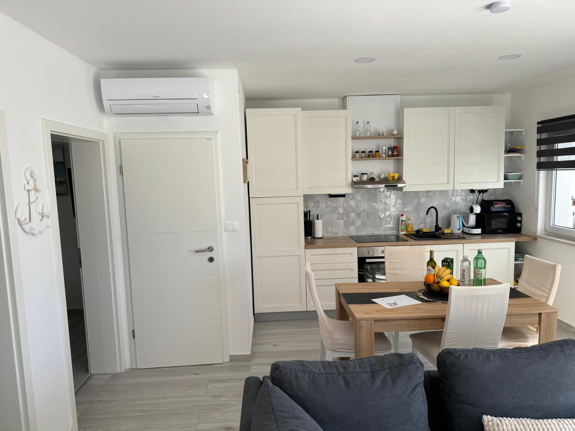 Beach House Oasis Villa Livak Kaštela المظهر الخارجي الصورة