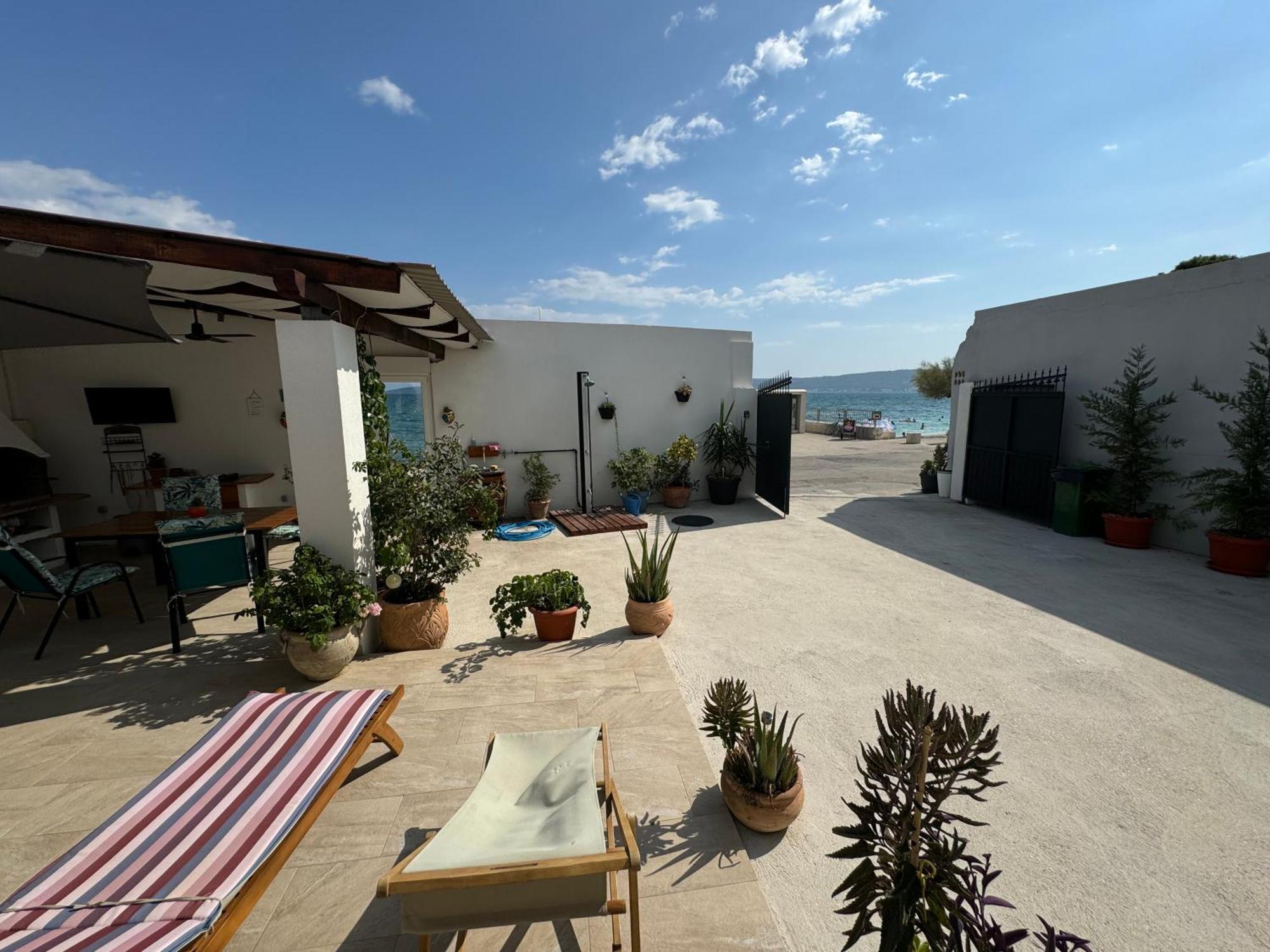 Beach House Oasis Villa Livak Kaštela المظهر الخارجي الصورة